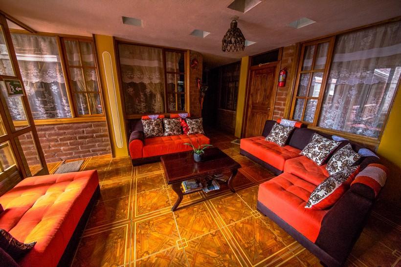 באניוס Hotel Donde Ivan מראה חיצוני תמונה